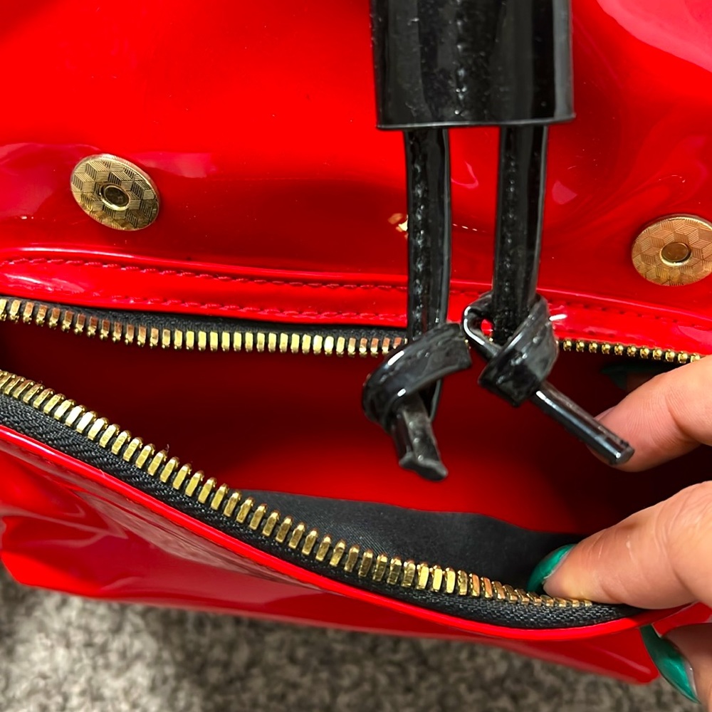 NEW*purse/backpack - Picture 9 of 9